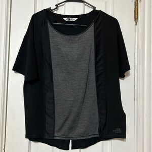The North Face Womens M/M Black Gray Athletic Performance Short Sleeve Top Shirt